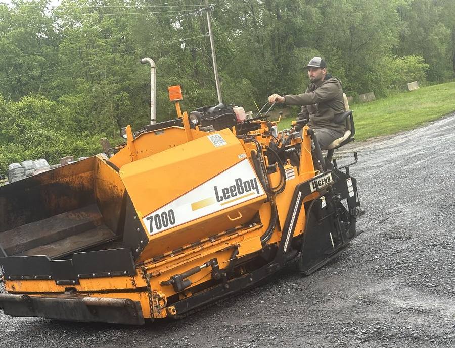 Aungst's Asphalt Services — Driveway Sealing